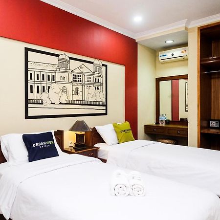 Urbanview Hotel Syariah Wisnugraha By Reddoorz Yogyakarta Eksteriør bilde
