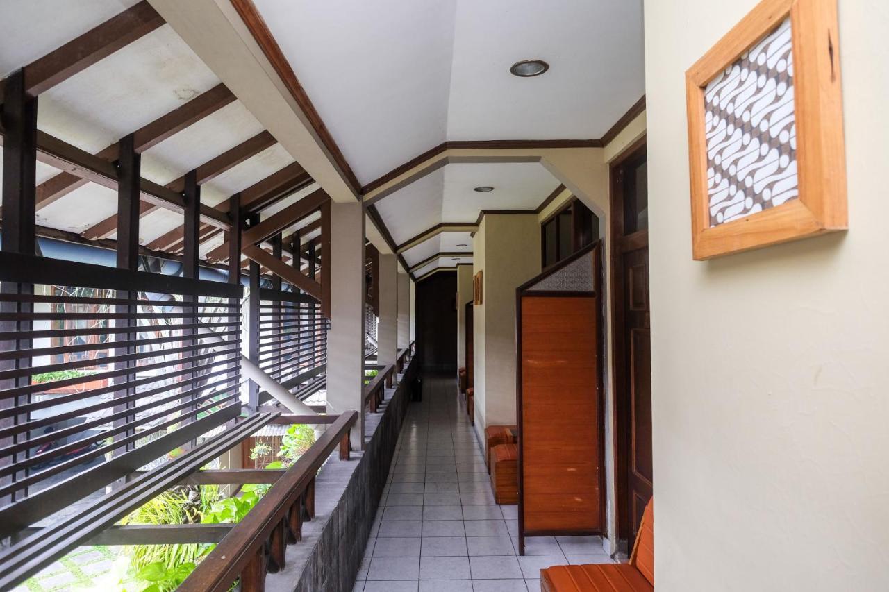 Urbanview Hotel Syariah Wisnugraha By Reddoorz Yogyakarta Eksteriør bilde