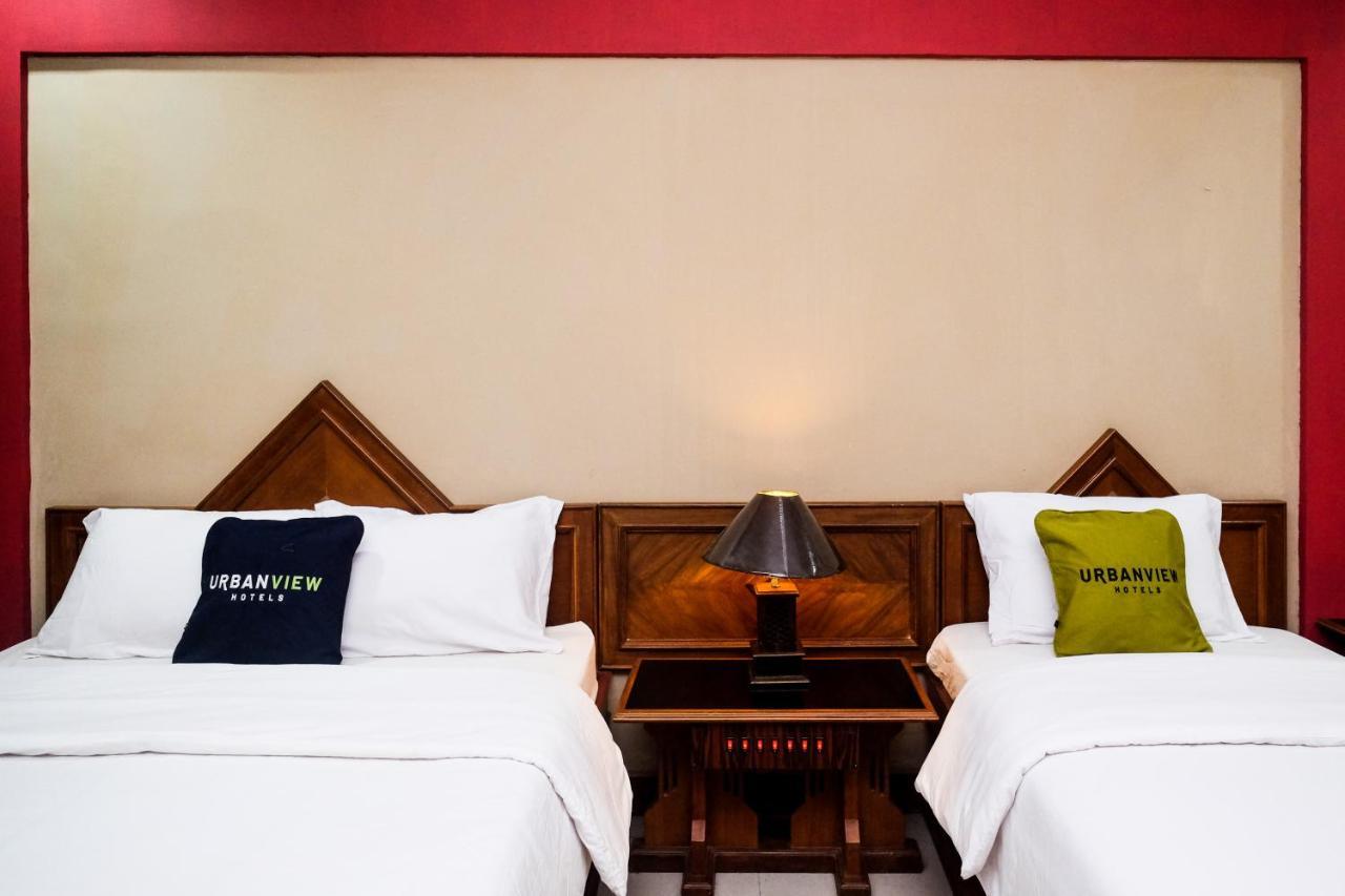 Urbanview Hotel Syariah Wisnugraha By Reddoorz Yogyakarta Eksteriør bilde