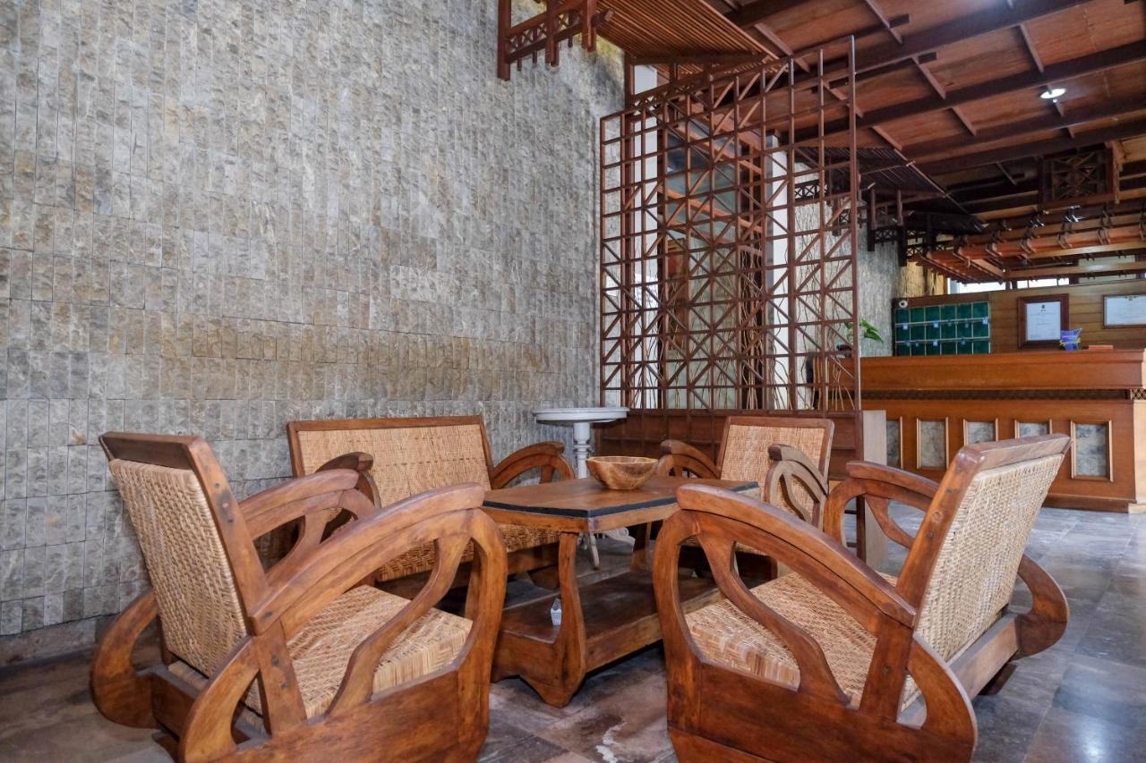 Urbanview Hotel Syariah Wisnugraha By Reddoorz Yogyakarta Eksteriør bilde