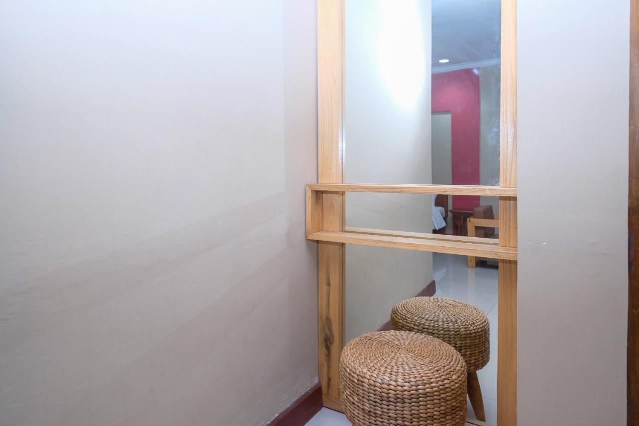 Urbanview Hotel Syariah Wisnugraha By Reddoorz Yogyakarta Eksteriør bilde