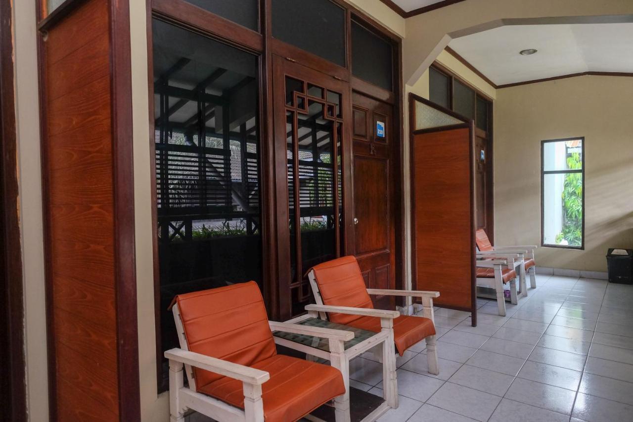 Urbanview Hotel Syariah Wisnugraha By Reddoorz Yogyakarta Eksteriør bilde