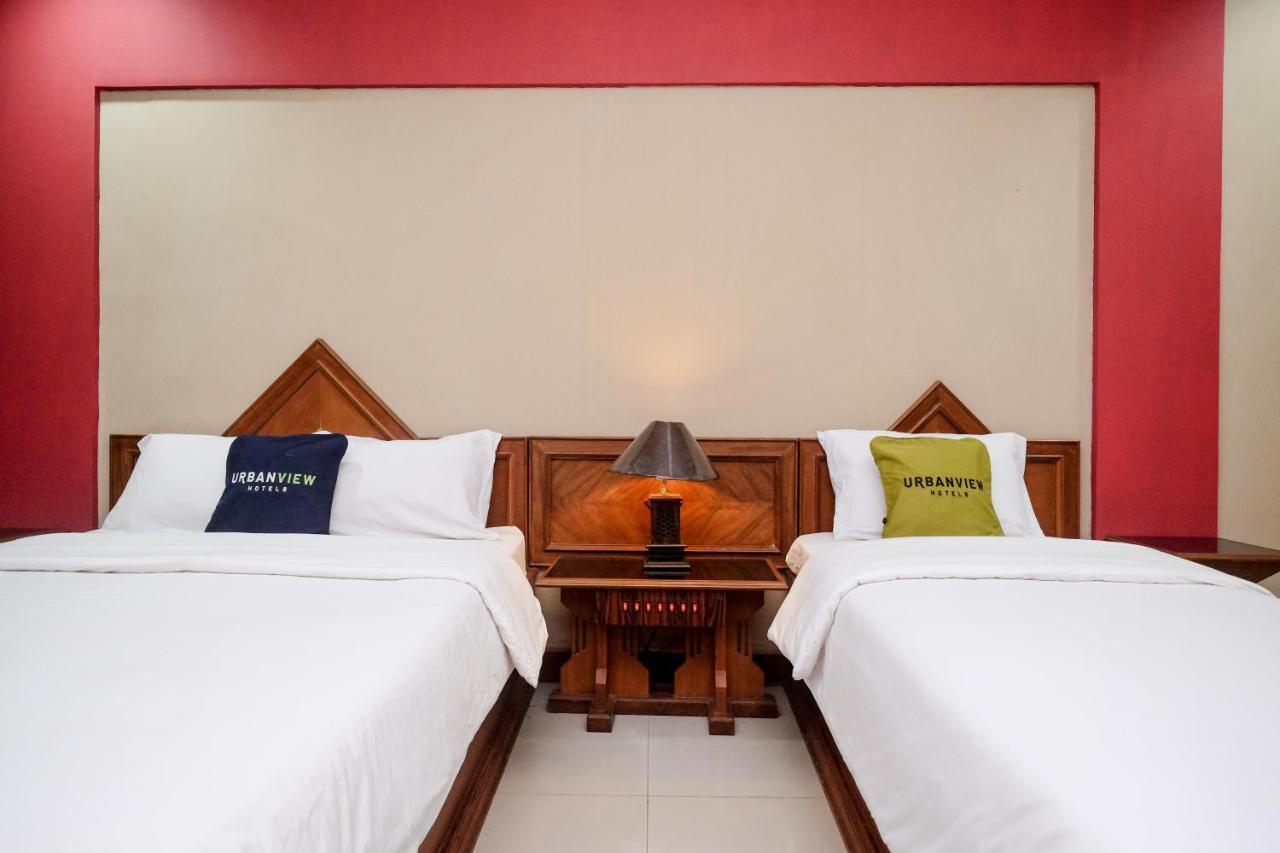 Urbanview Hotel Syariah Wisnugraha By Reddoorz Yogyakarta Eksteriør bilde