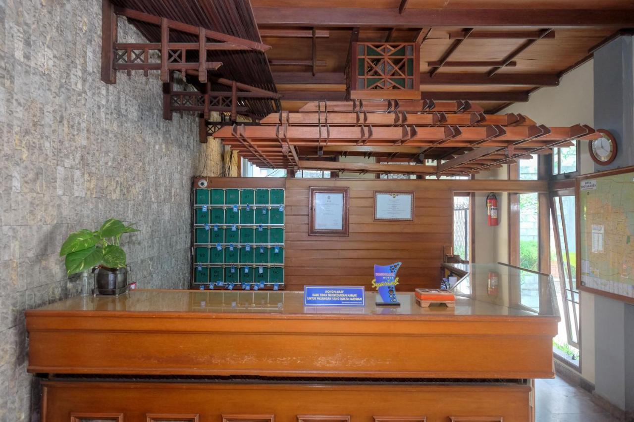 Urbanview Hotel Syariah Wisnugraha By Reddoorz Yogyakarta Eksteriør bilde