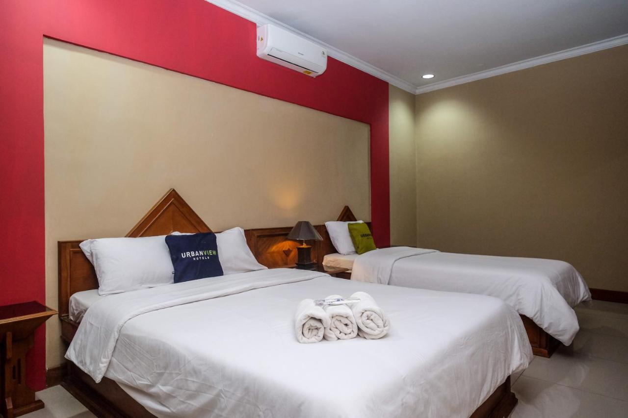 Urbanview Hotel Syariah Wisnugraha By Reddoorz Yogyakarta Eksteriør bilde