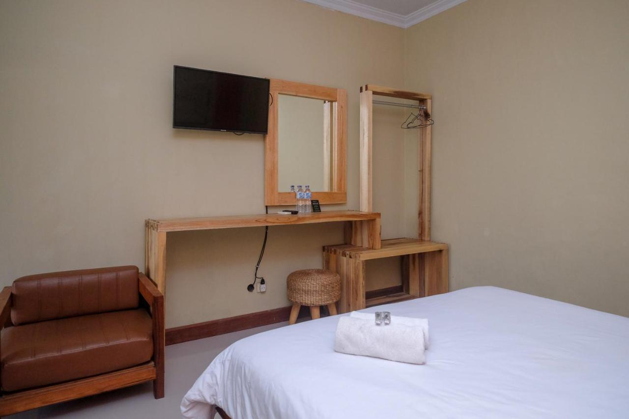 Urbanview Hotel Syariah Wisnugraha By Reddoorz Yogyakarta Eksteriør bilde