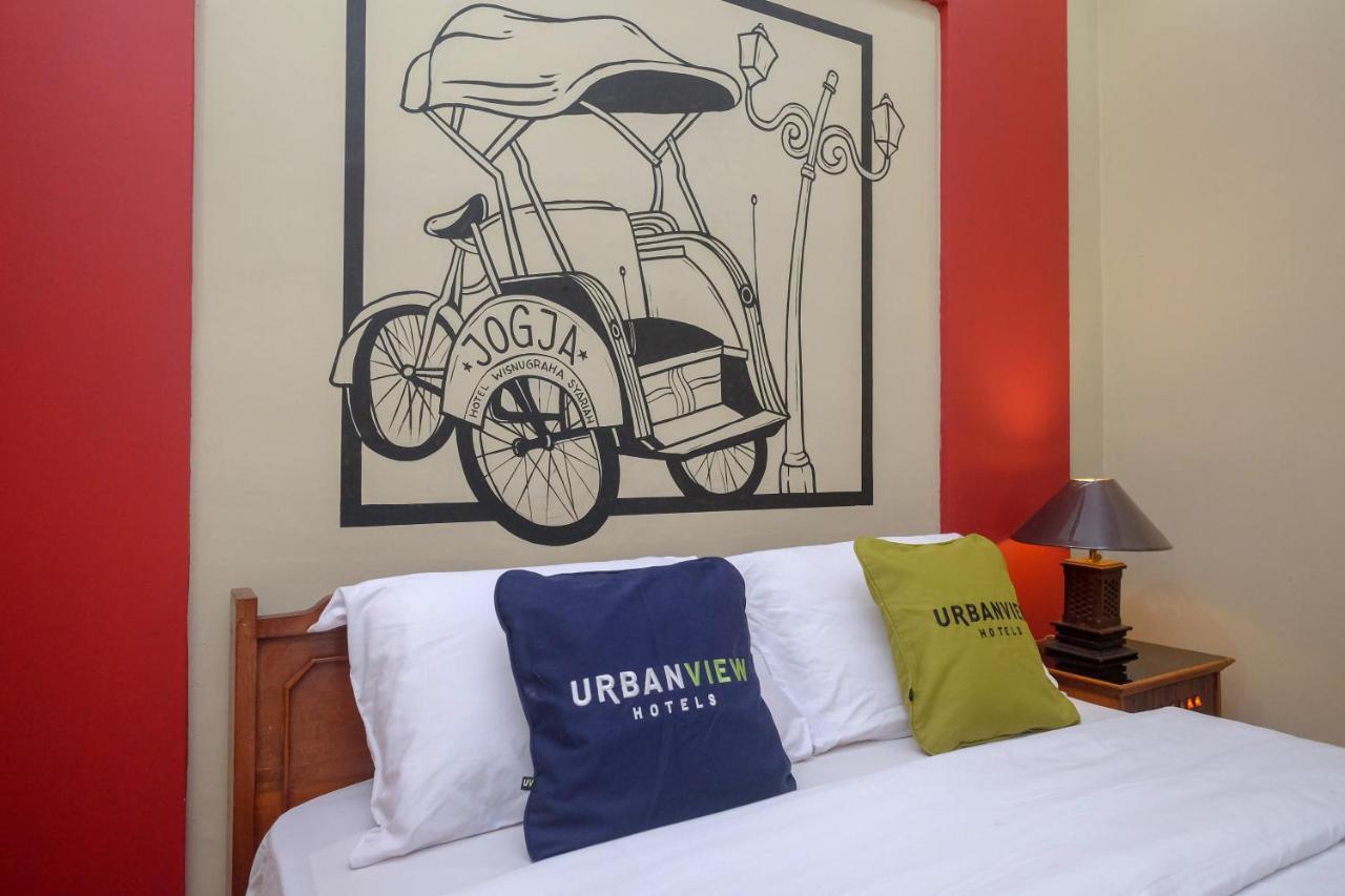Urbanview Hotel Syariah Wisnugraha By Reddoorz Yogyakarta Eksteriør bilde