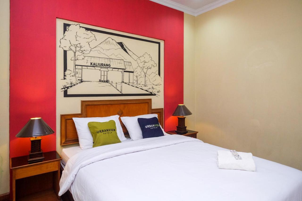 Urbanview Hotel Syariah Wisnugraha By Reddoorz Yogyakarta Eksteriør bilde