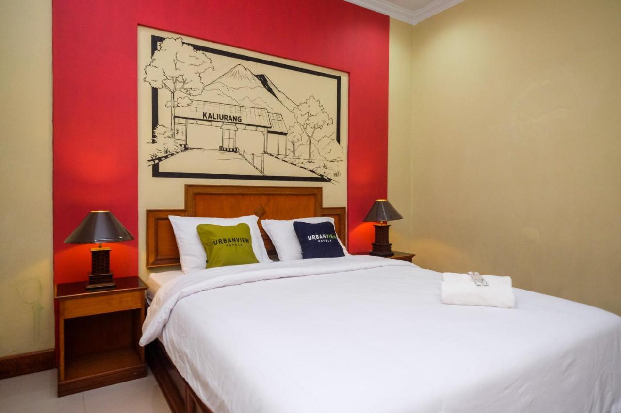 Urbanview Hotel Syariah Wisnugraha By Reddoorz Yogyakarta Eksteriør bilde